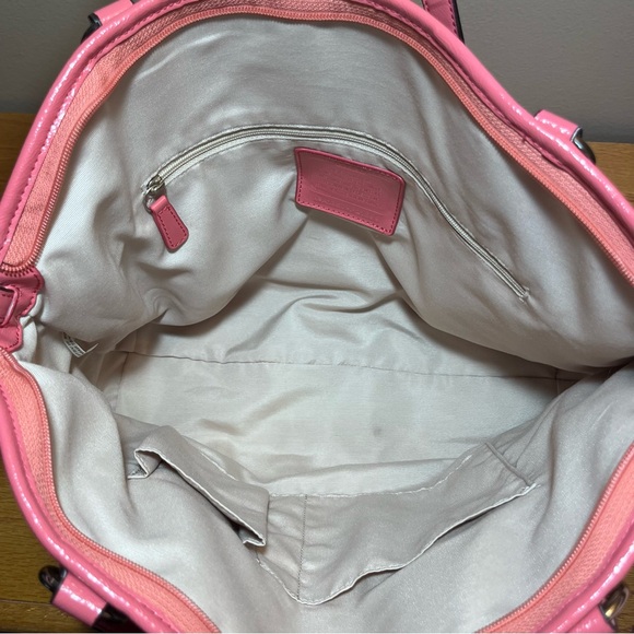 Coach Signature Stripe Pocket Tote - Picture 11 of 15